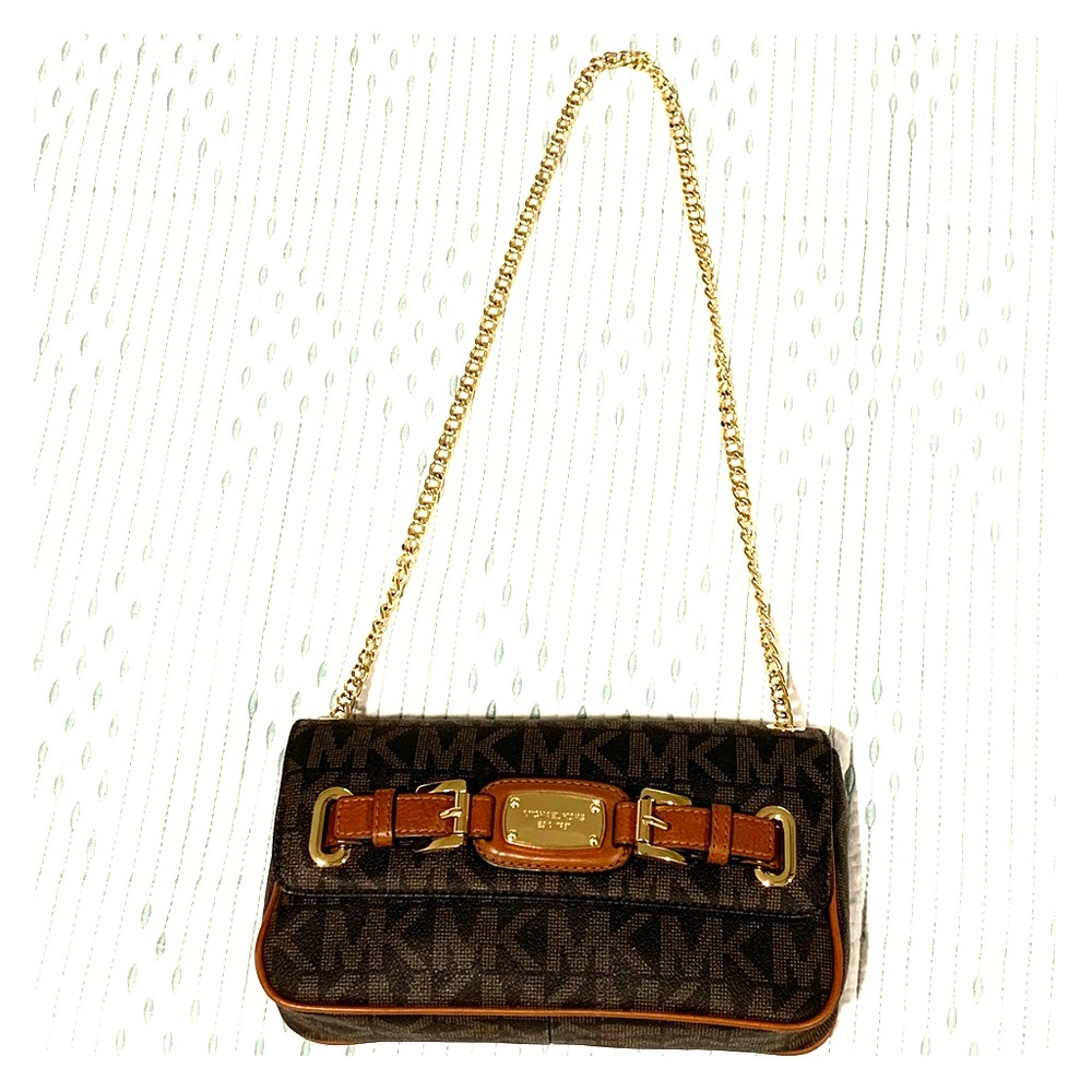 Michael Kors side purse